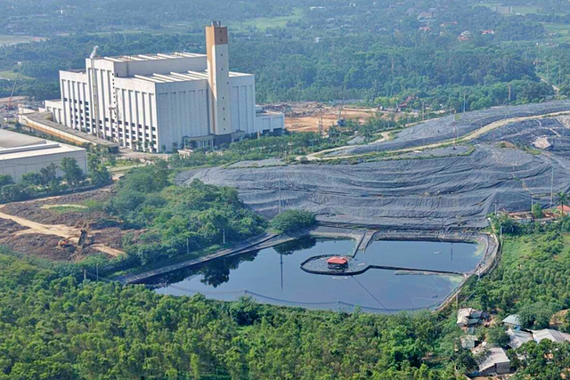 Hà Nội lên phương án xử lý gần 4 triệu tấn rác chôn lấp ở Xuân Sơn - Ảnh 1.