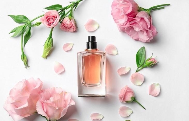 20.10 này, chị em truyền nhau +5 món quà skincare ‘đáng tiền’ ai cũng muốn được tặng - Ảnh 3.