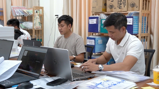 Sau kiểm tra của &ocirc;ng Đinh Văn Nơi, gần 1.000 hồ sơ đất đai được xử l&yacute; - Ảnh 2.