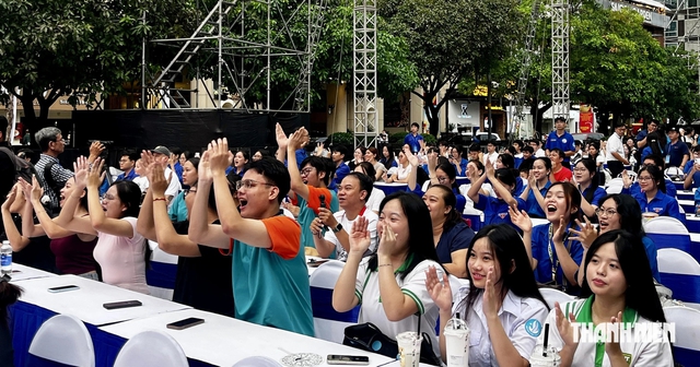 'Nhìn lên khán đài mà đá': Động lực phía sau những VĐV Việt Nam - Ảnh 2.
