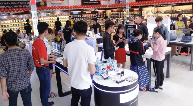 FPT Shop giảm giá mạnh hàng điện máy mừng ngày Phụ nữ Việt Nam - Ảnh 1.