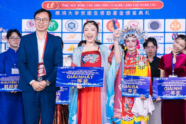 1.000 sinh viên tham gia cuộc thi hùng biện tiếng Trung - Ảnh 3.