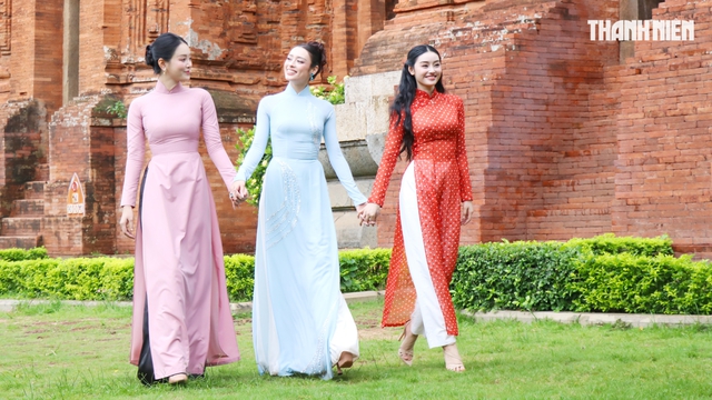 Ba nàng hậu hội ngộ tại Tháp Đôi, quảng bá di sản Gia Lai- Ảnh 1.