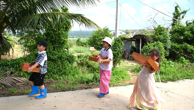 Các 'Bố ơi...' Cường Cá, Phương Nam, Huy R trải những tình huống hài hước 'khó đỡ' - Ảnh 4.