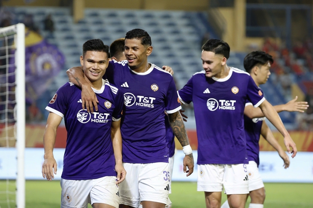 CLB Hà Nội kiên cường đánh bại CLB CAHN: Quang Hải bất lực, derby hấp dẫn như phim- Ảnh 2.