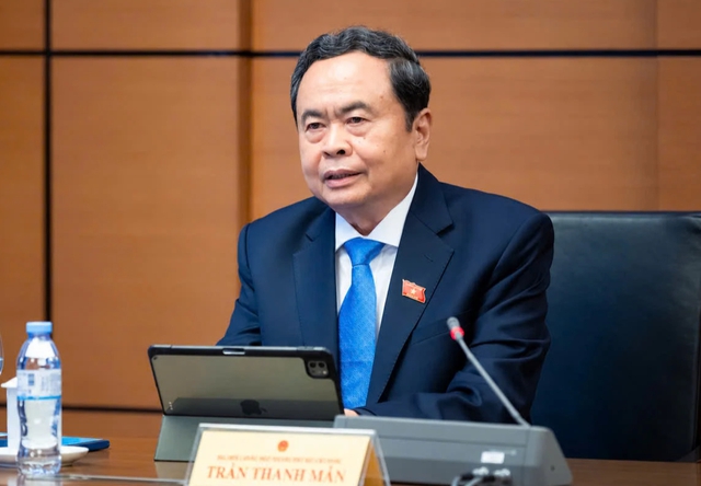 Chủ tịch Quốc hội: Cán bộ phải quyết đoán, quyết liệt, quyết tâm và quyết làm- Ảnh 1.