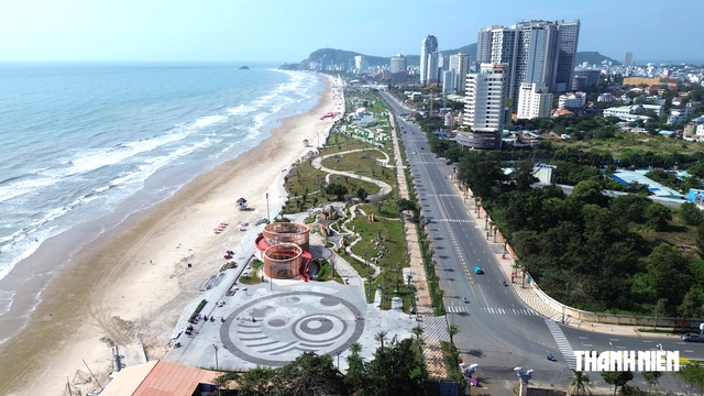 Đơn vị nào được quyền khai thác công viên Thùy Vân ở Bãi Sau?- Ảnh 1.