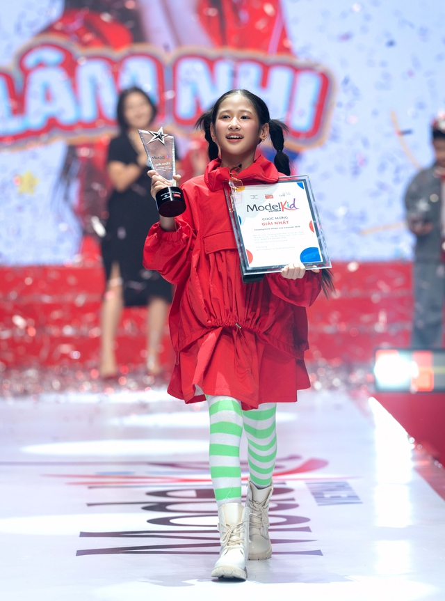 Cô bé 11 tuổi chiến thắng Model Kid Vietnam 2026- Ảnh 1.