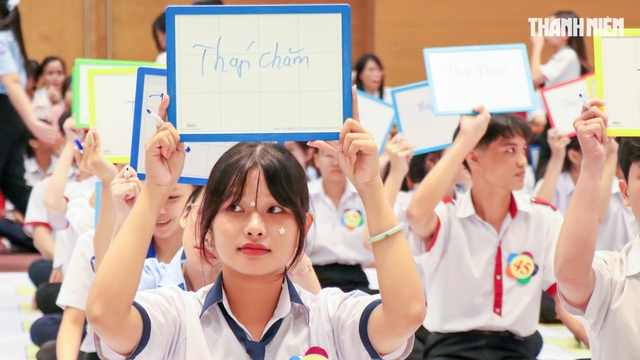 100 học sinh Gia Lai tranh tài tìm hiểu lịch sử, văn hóa - Ảnh 4.