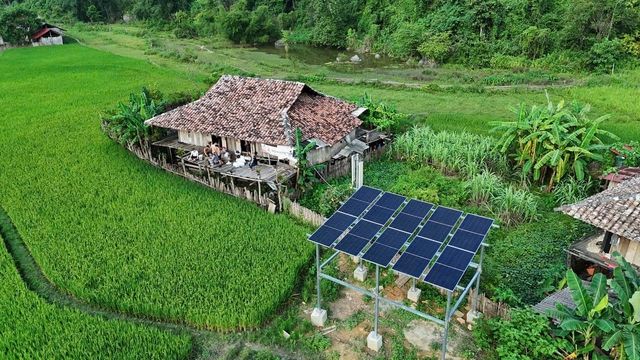 Tạm biệt cảnh ‘hứng sóng’ điện thoại nơi ‘bị bỏ quên giữa dòng chảy đô thị hóa’ - Ảnh 5.