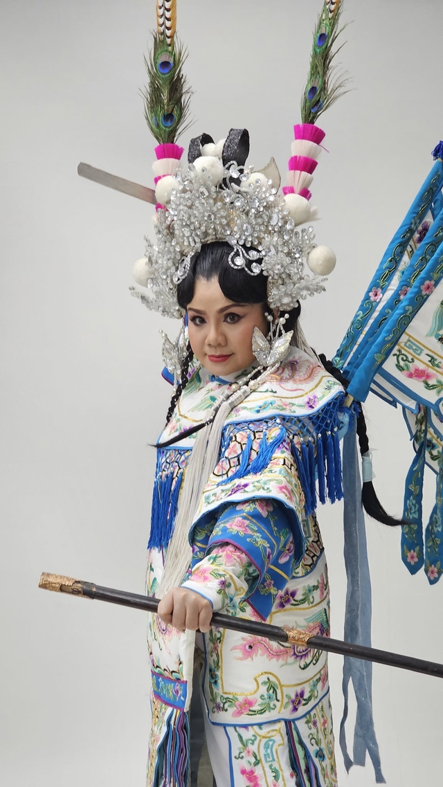 Nghệ sĩ cải lương Tú Sương: - Ảnh 4.