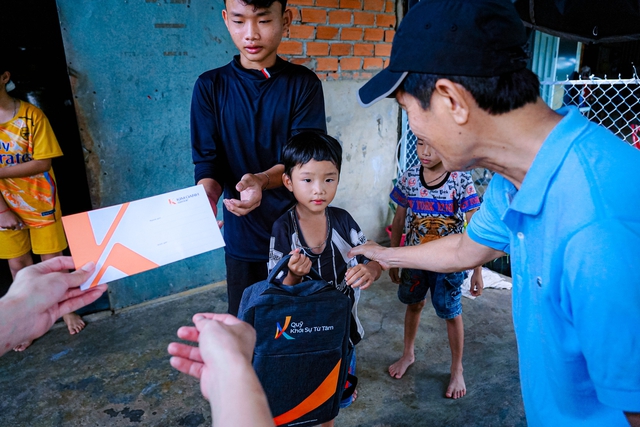 Quỹ Khởi sự từ tâm: Nối dài yêu thương đến trẻ em vùng xa TP.HCM- Ảnh 5.