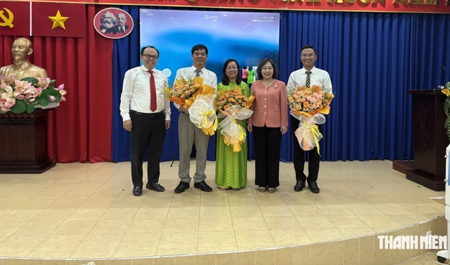 TP.HCM giảm 2.745 vị tr&iacute; quản l&yacute; trường học, bố tr&iacute; nh&acirc;n sự d&ocirc;i dư ra sao - Ảnh 2.