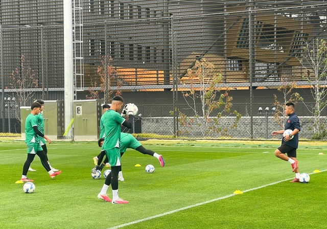 U.17 Việt Nam 'đổ bộ' Hàn Quốc, sẵn sàng đấu chủ nhà: Khó có kênh phát- Ảnh 2.