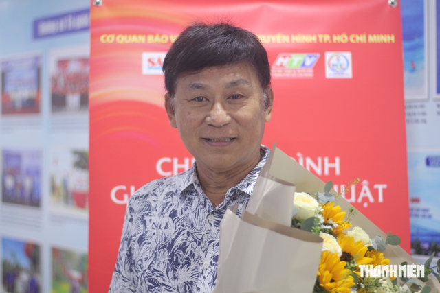 NSND Tạ Minh Tâm trải lòng về cuộc sống sau biến cố vợ qua đời- Ảnh 1.