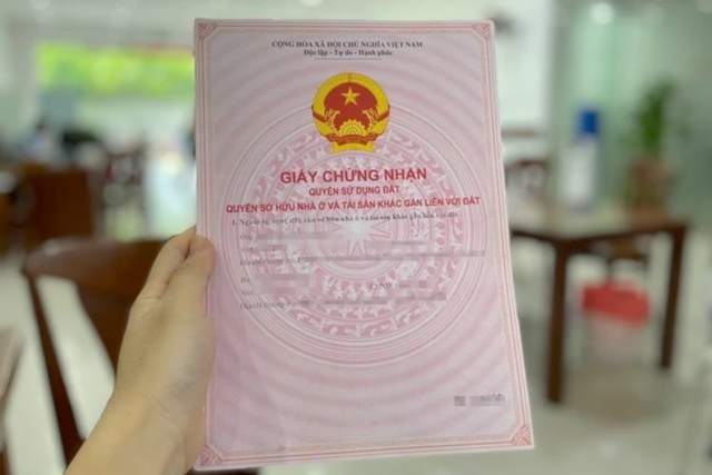 Hà Nội làm thủ tục đính chính sổ đỏ online miễn phí - Ảnh 1.