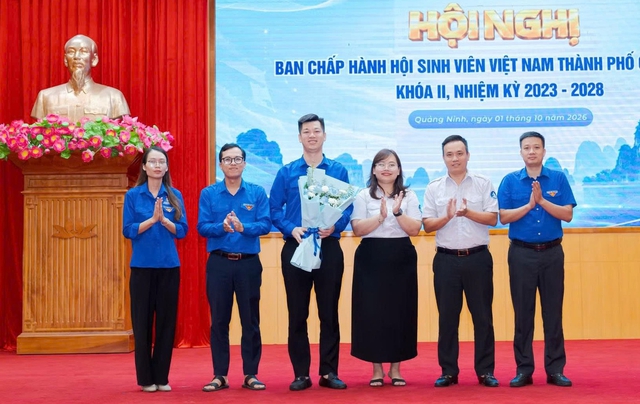 Anh Nguyễn Đình Đàn làm Chủ tịch Hội Sinh viên Việt Nam TP.Quảng Ninh - Ảnh 1.
