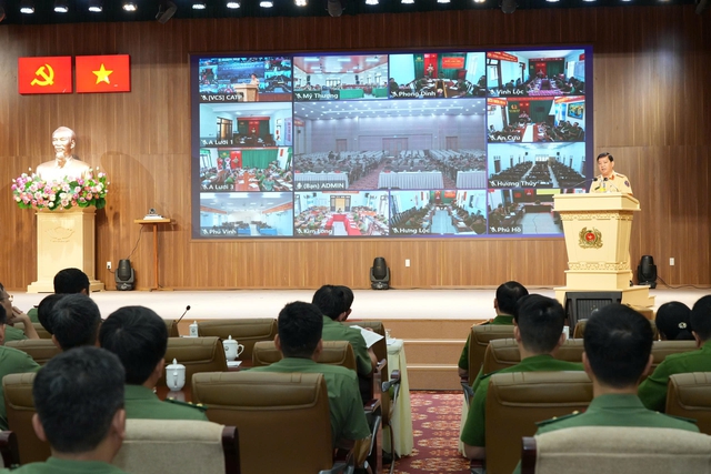Đại tá Nguyễn Đình Dương 'lấy sự hài lòng làm tiêu chí, hiệu quả công tác'- Ảnh 2.