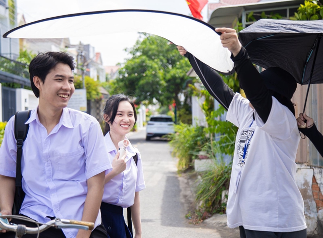 Đồ án tốt nghiệp của sinh viên giống MV của ca sĩ 'gây sốt' cộng đồng mạng - Ảnh 4.