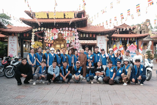 Sống tốt đời đẹp đạo - Ảnh 1.