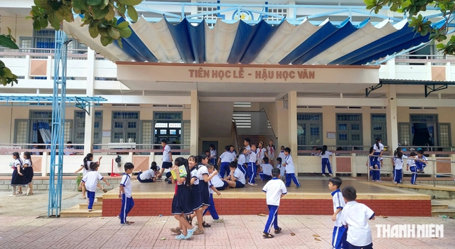 Xác minh phản ánh học sinh lớp 5 làm bài tập về nhà hơn 10 trang A4 - Ảnh 2.