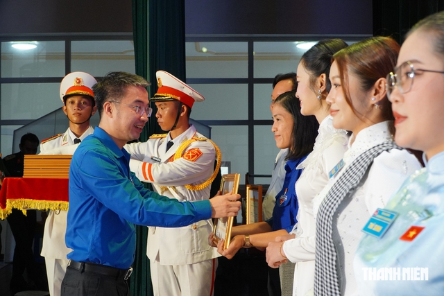 Bí thư T.Ư Đoàn ‘tiếp lửa’ thanh niên quân đội đam mê tuyên truyền- Ảnh 3.