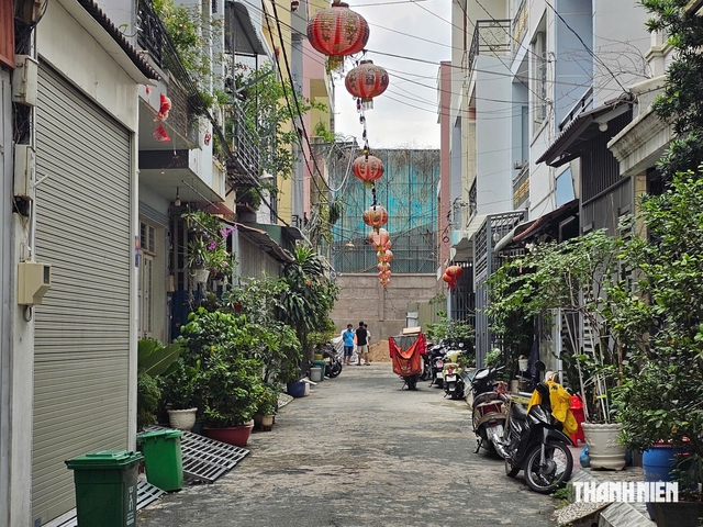 Dân khốn khổ vì mùi hóa chất nồng nặc bủa vây khu dân cư - Ảnh 5.