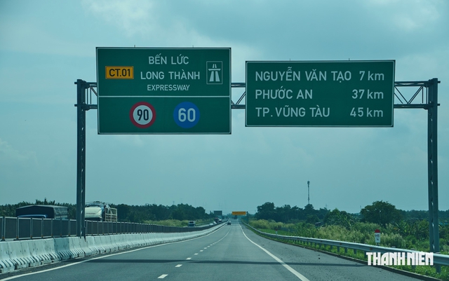 Lần đầu chạy cao tốc Bến Lức - Long Th&agrave;nh, t&agrave;i xế cần lưu &yacute; g&igrave;?- Ảnh 4.