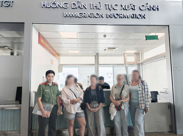 Chưa đầy 2 tháng, xử phạt 42 người nước ngoài vi phạm nhập cảnh ở Khánh Hòa - Ảnh 2.