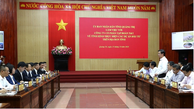 Quảng Trị và T&T Group bàn cách gỡ khó khăn, tăng tốc triển khai loạt dự án - Ảnh 1.