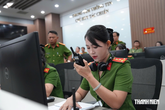 Công an TP.HCM ra mắt Tổ tiếp nhận, xử lý thông tin khẩn cấp - Ảnh 3.