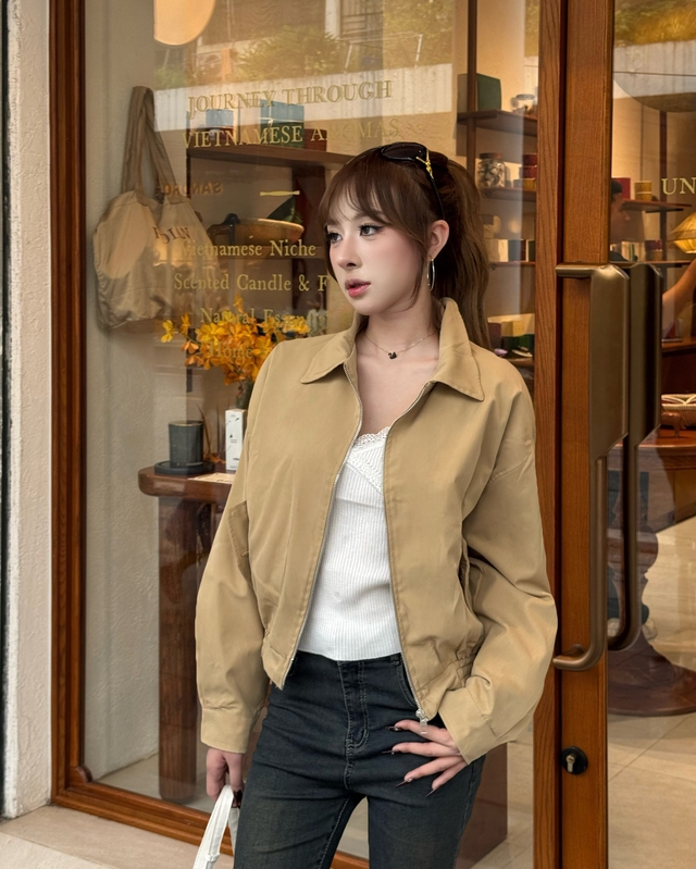 Trang phục sắc nâu caramel cổ điển nhưng không nhạt nhòa - Ảnh 3.