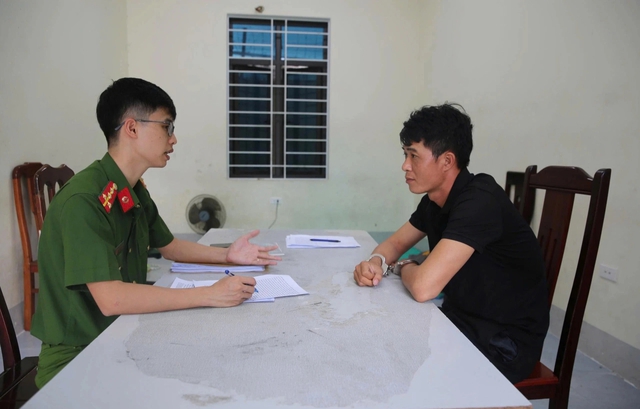 Siêu trộm có 7 tiền án vừa ra tù lại cạy két sắt, "cuỗm" 25,5 chỉ vàng - Ảnh 1.