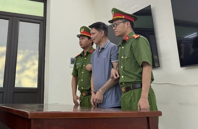 Bị bắt giam v&igrave; đ&aacute;nh đập, ngược đ&atilde;i 2 con g&aacute;i ruột- Ảnh 1.