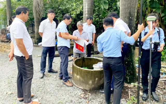 Metro Thủ Dầu Một v&agrave;o trung t&acirc;m TP.HCM: Bắt đầu đo đạc, kiểm đếm đất - Ảnh 2.