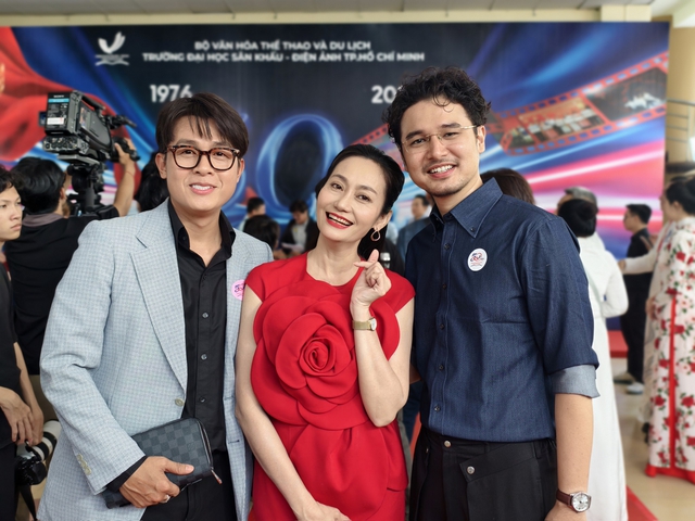 NSƯT Thành Lộc nói về sự nghiêm khắc đến nghẹt thở của các bậc tiền bối- Ảnh 3.