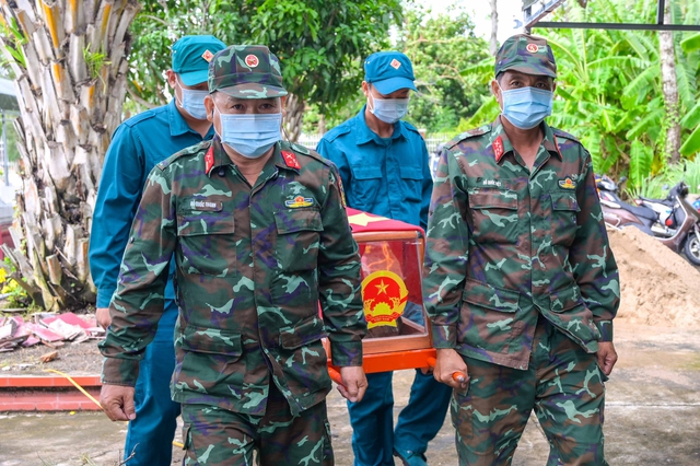 An Giang hoàn thành lấy mẫu hài cốt liệt sĩ sớm hơn 6 tháng - Ảnh 4.