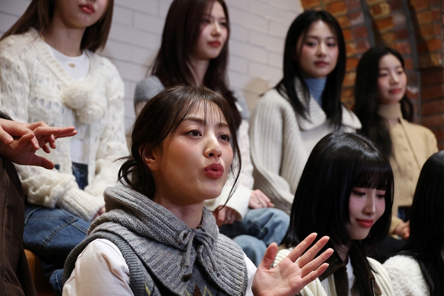 Jihyo (TWICE) chia tay JYP sau 21 năm gắn bó- Ảnh 1.
