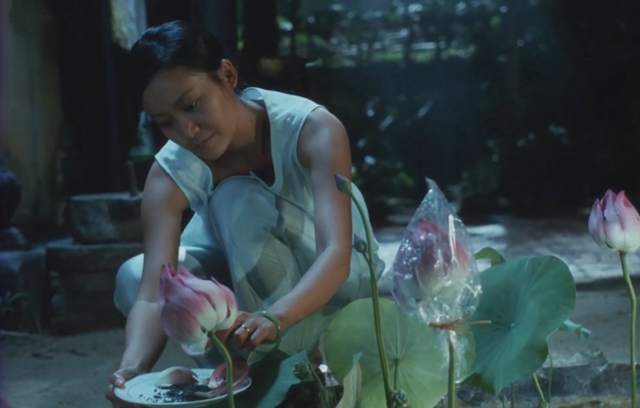 Hồng &Aacute;nh nhớ đạo diễn Nguyễn Vinh Sơn: 'Anh đ&atilde; l&agrave;m mới một Hồng &Aacute;nh đ&atilde; cũ'- Ảnh 2.