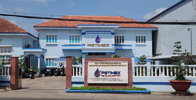 Chuyển Bộ C&ocirc;ng an điều tra vụ Petimex b&aacute;n 185 triệu l&iacute;t xăng dầu kh&ocirc;ng chứng từ - Ảnh 2.