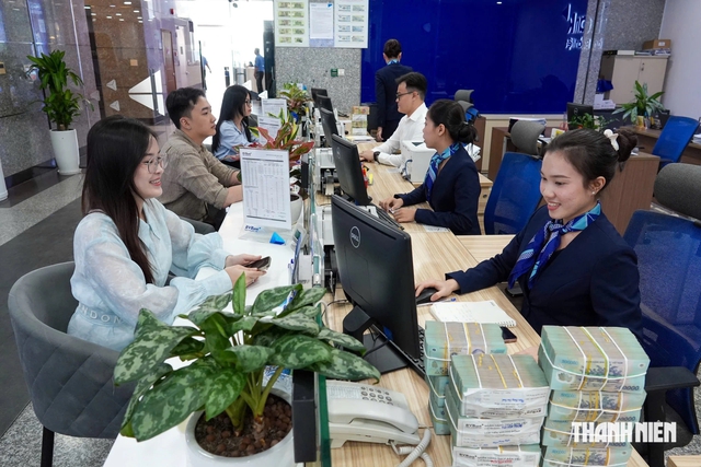 L&atilde;i suất tiết kiệm quay đầu giảm- Ảnh 1.