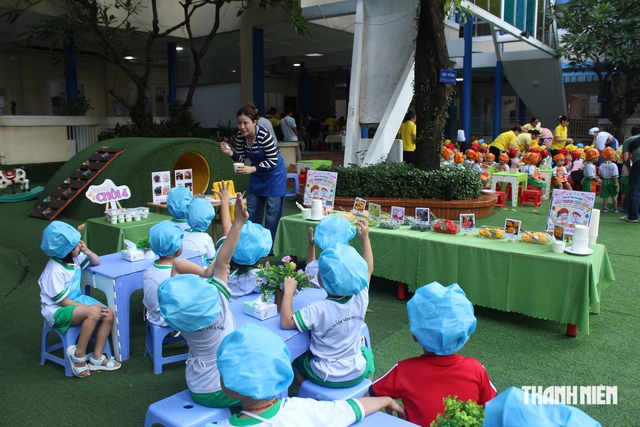 TP.HCM: Cách độc đáo trường công khai đơn vị cung cấp thực phẩm bữa ăn bán trú - Ảnh 3.