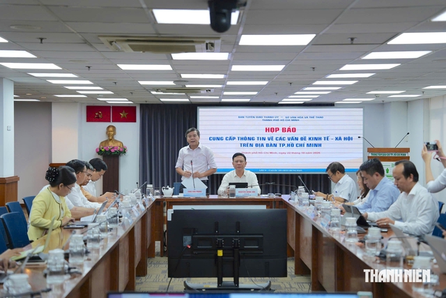 CSGT TP.HCM đề xuất nhân rộng đèn tín hiệu 'thông minh' để giảm ùn tắc - Ảnh 2.