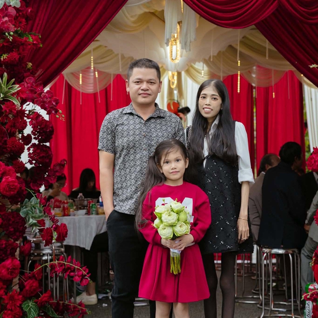 Ch&agrave;ng trai Huế cưới người y&ecirc;u mắc ung thư m&aacute;u: &lsquo;Lỡ thương rồi, bỏ kh&ocirc;ng được&rsquo; - Ảnh 4.