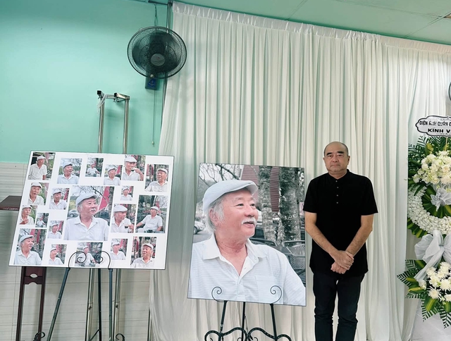 'Thằng C&ograve;' Ph&ugrave;ng Ngọc, H&ugrave;ng Thuận lặng lẽ viếng đ&aacute;m tang đạo diễn 'Đất phương Nam'- Ảnh 5.