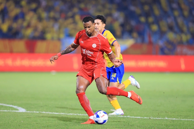Thể Công Viettel bị Bắc Ninh cầm hòa 2-2: Thủng lưới phút 90+10, quá đau cho HLV Popov- Ảnh 2.