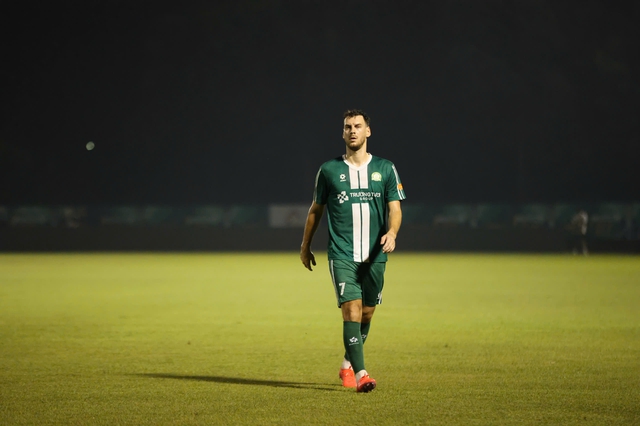 Bảng xếp hạng V-League mới nhất: CLB TP.Đồng Nai vẫn chưa thể thoát đáy, HAGL chìm cực sâu- Ảnh 1.