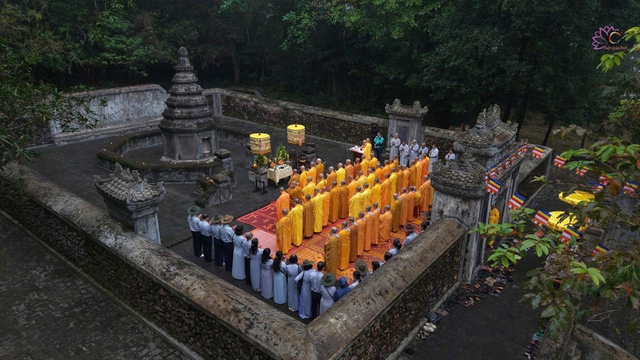 Về nơi ph&aacute;t t&iacute;ch d&ograve;ng thiền Việt - Liễu Qu&aacute;n: Đề xuất lễ tảo th&aacute;p th&agrave;nh lễ hội h&agrave;nh hương- Ảnh 1.
