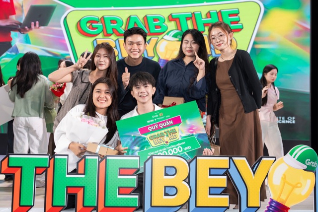 24 giờ giải b&agrave;i to&aacute;n của Grab, sinh vi&ecirc;n học c&aacute;ch th&iacute;ch ứng- Ảnh 2.