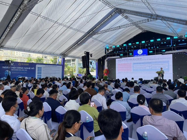 Khánh Hòa đẩy mạnh phát triển kinh tế số, xã hội số - Ảnh 1.